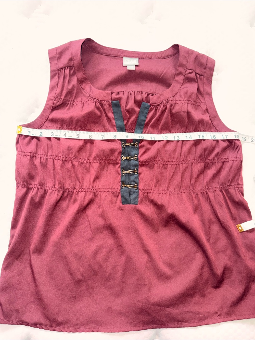 165. Converse Sleeveless Burgundy Blouse with Black Placket - Picture 4 of 5